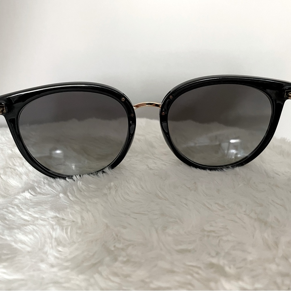 Burberry Women’s Luxury BE4316 Willow Gradient Sunglass - Picture 7 of 12